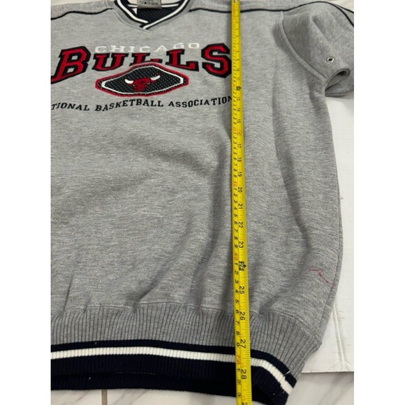 Vintage 1990s Chicago Bulls NBA Embroidered Pullover Sweater Sweatshirt Large - Picture 8 of 8